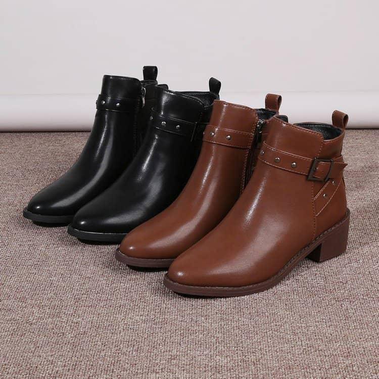 Ladies boots