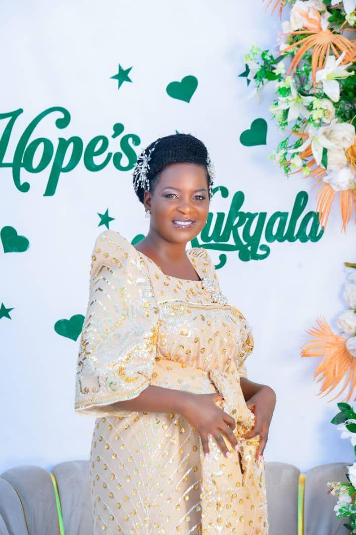 Simple Gomesis and kinyankole wear