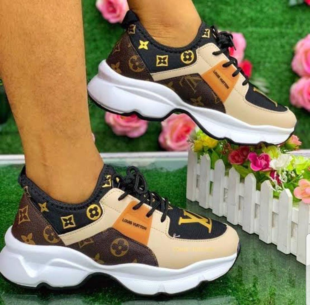 Boot laces