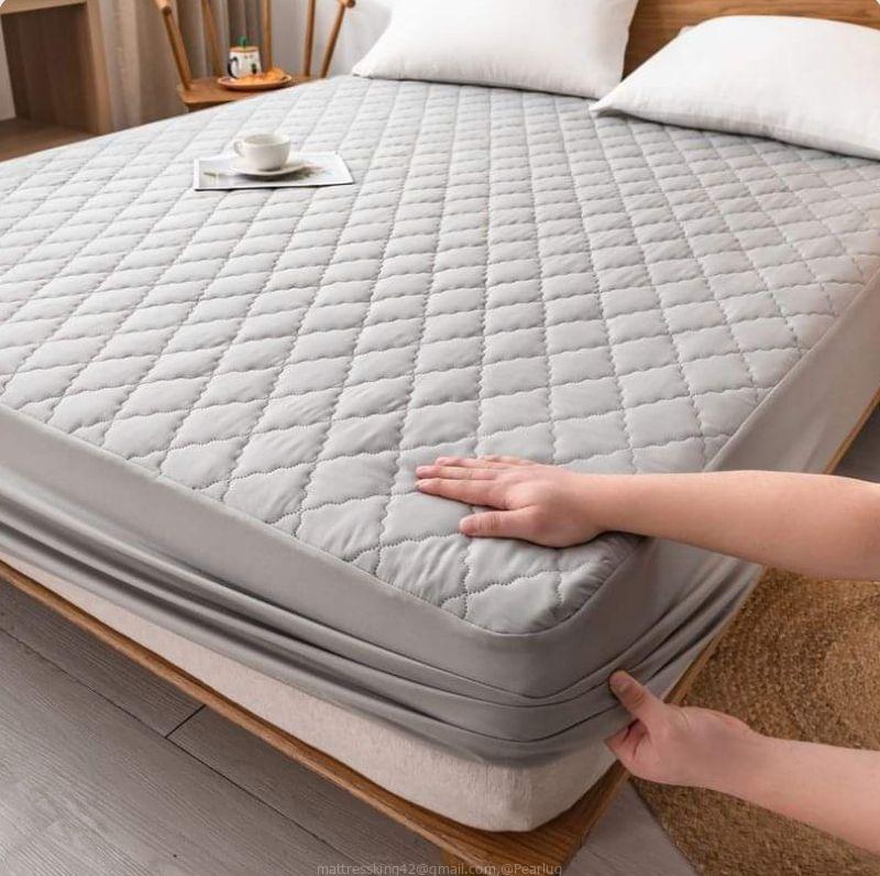 5×6 Gray Mattress Protector