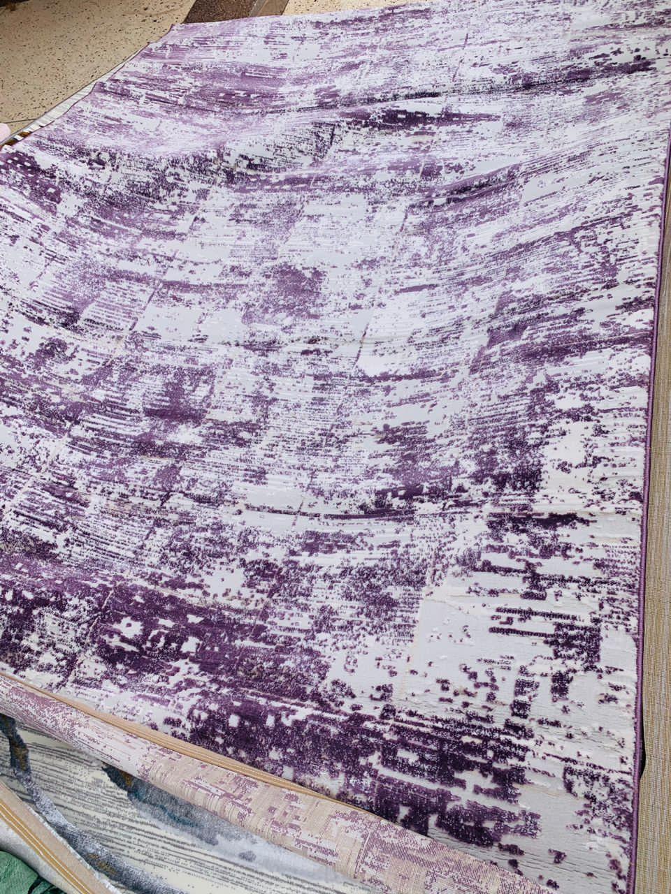 Nice Carpet available