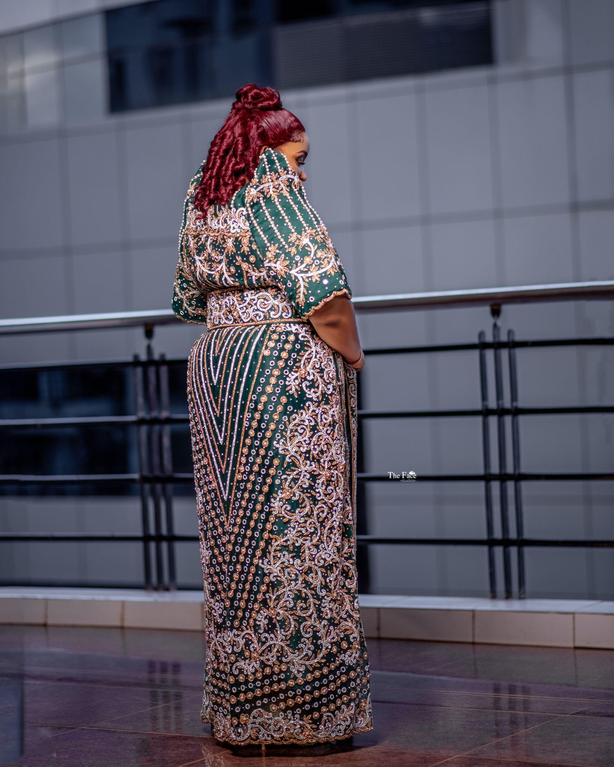 Bridal gomesi