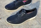 Ladies shoes