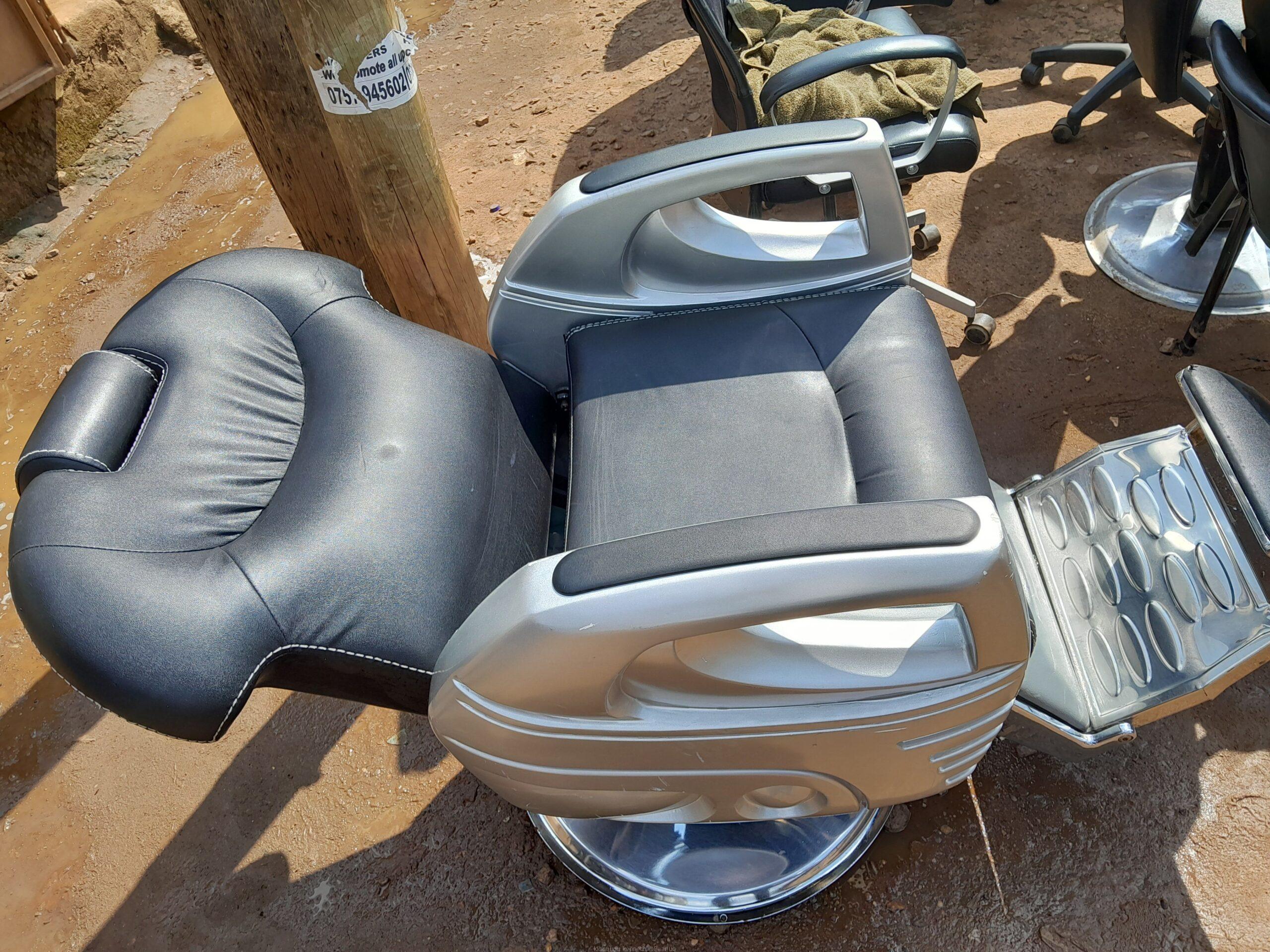 Barber chair