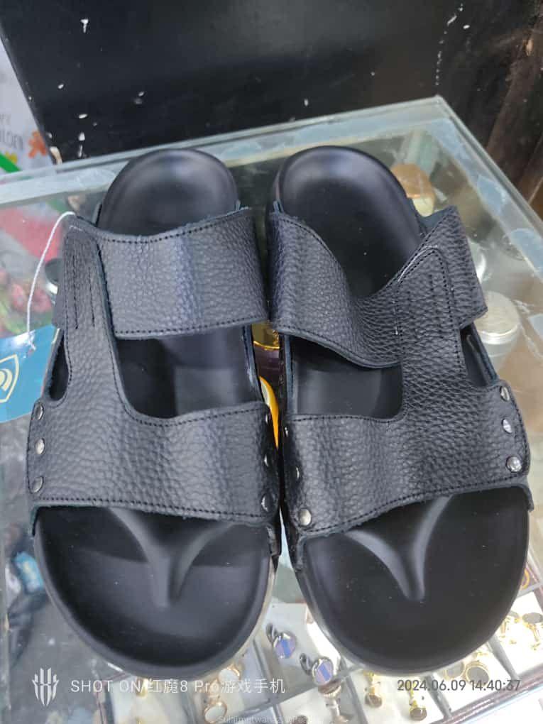 Saudi Arabia sandles