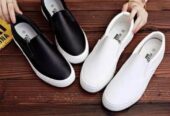 Ladies sneakers