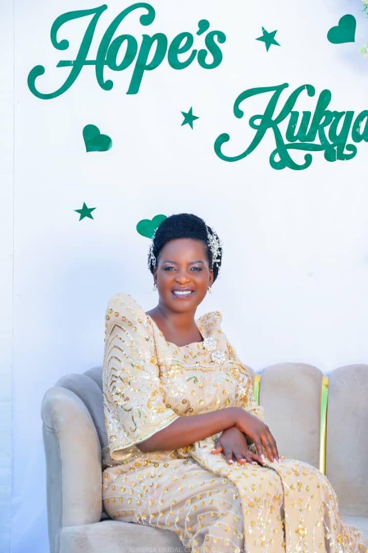 Simple Gomesis and kinyankole wear