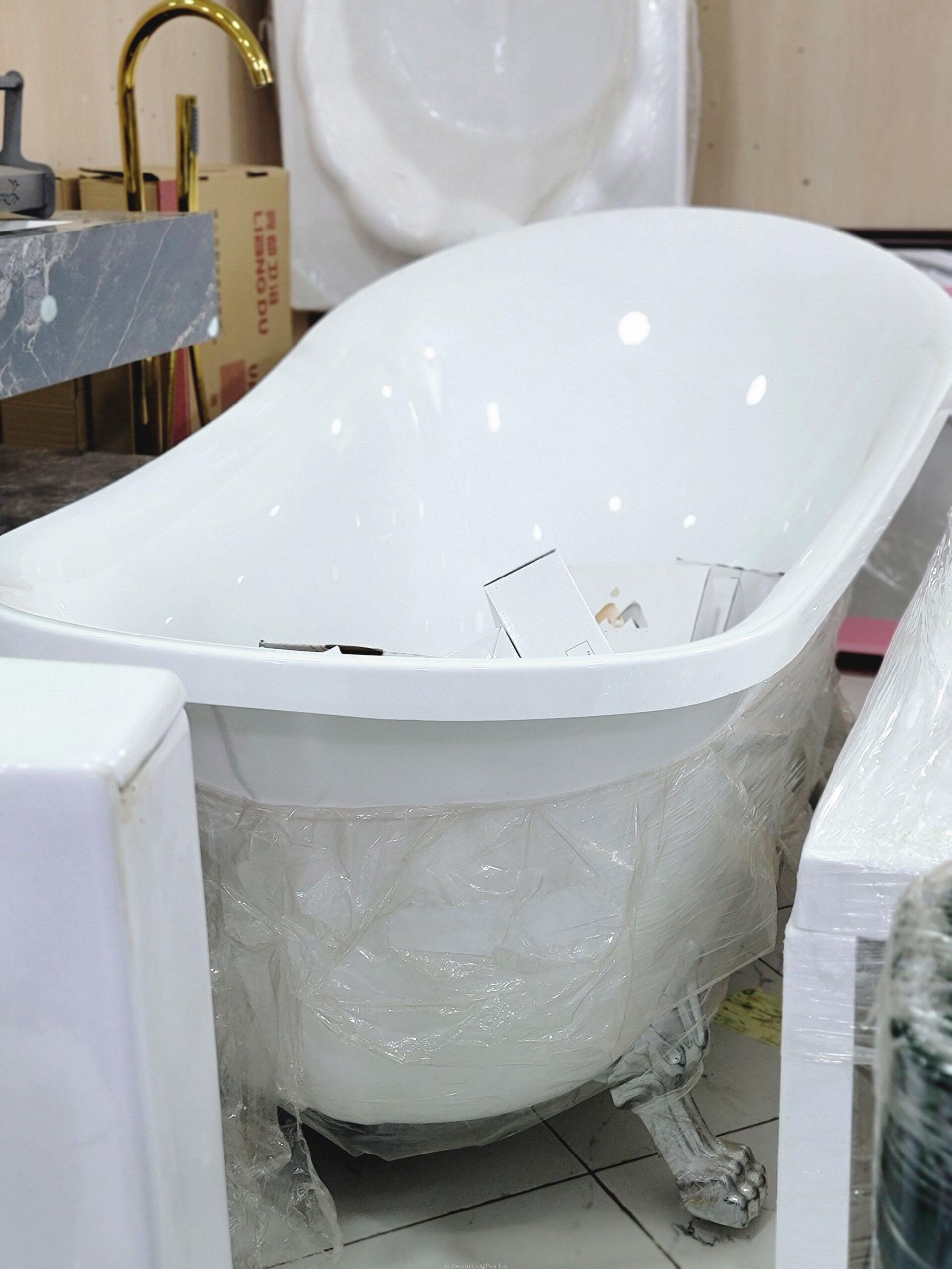 Stand Bathtub