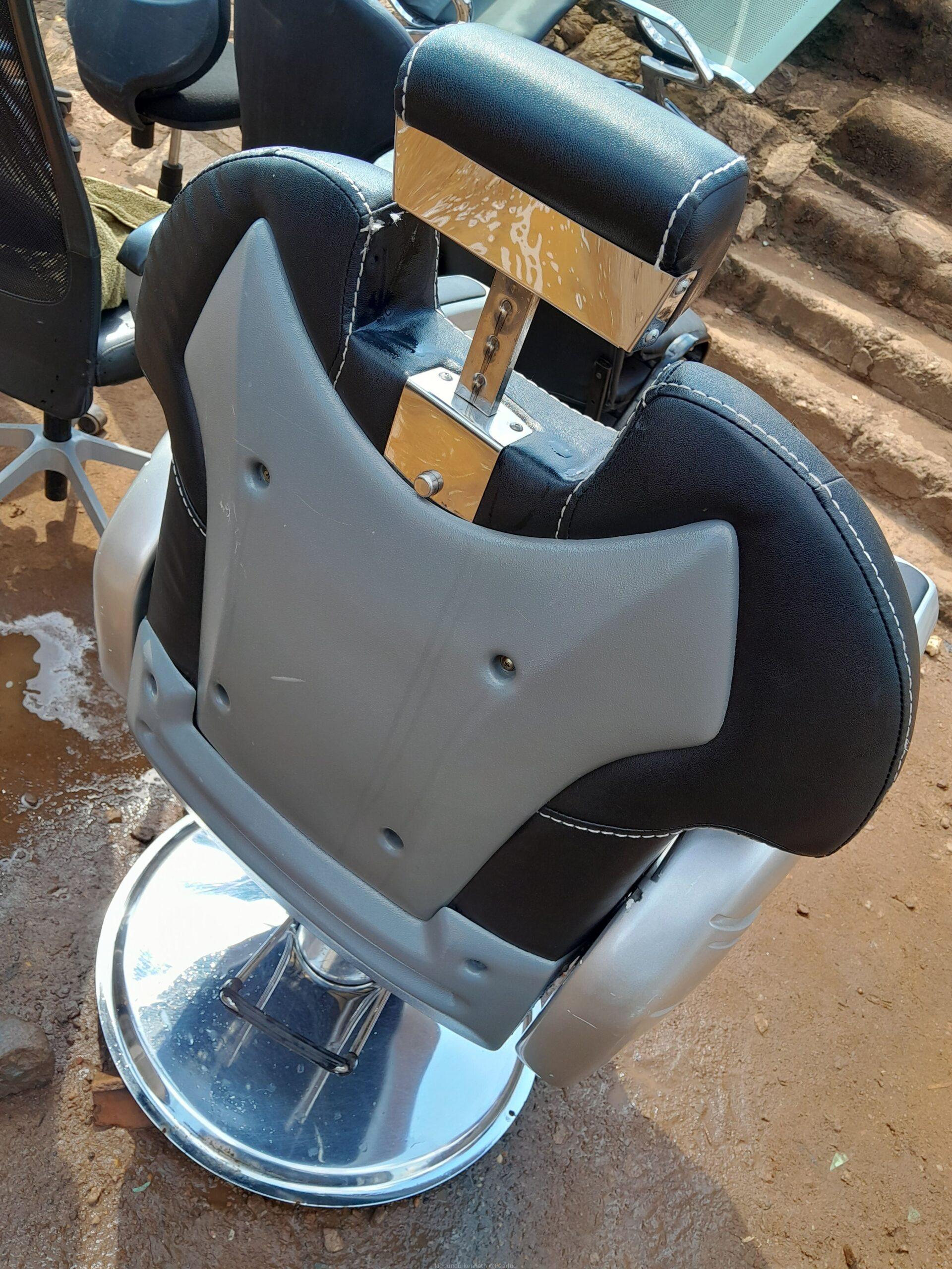 Barber chair