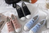 Ladies sneakers
