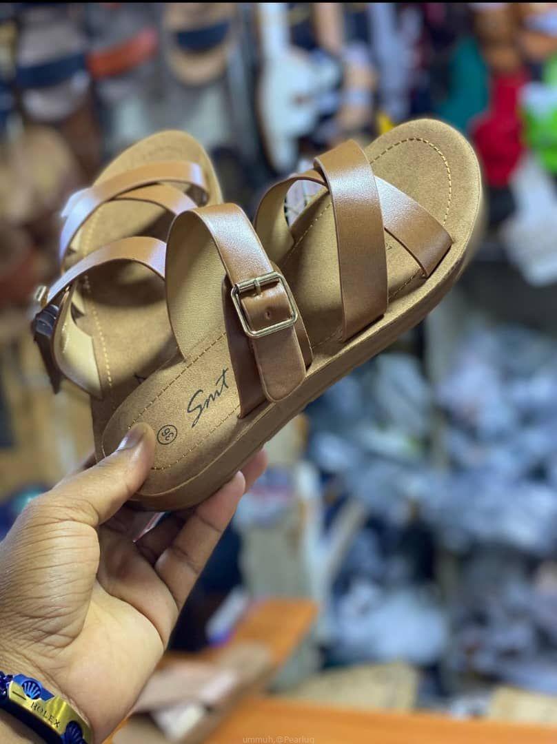 Open shoes
