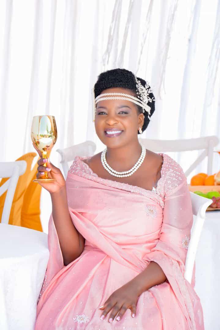 Simple Gomesis and kinyankole wear