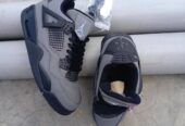 Shoe