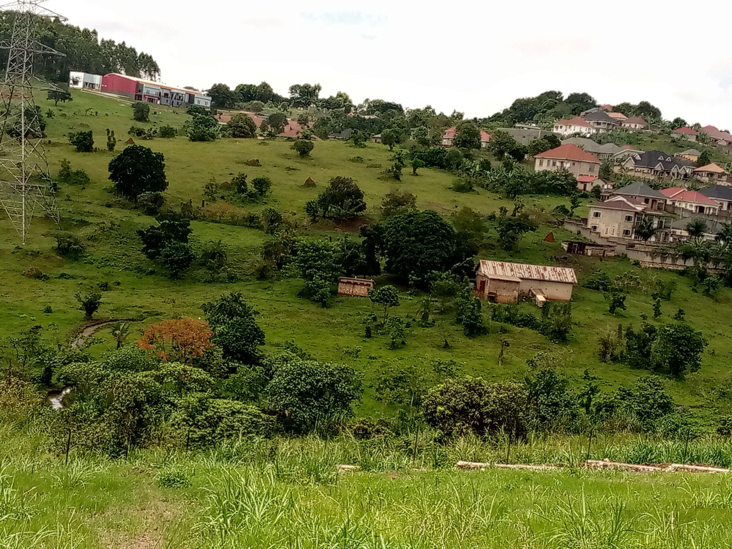 Title commercial plots for sale located NANSANA BUJJUKO WITH READY LAND TITLE