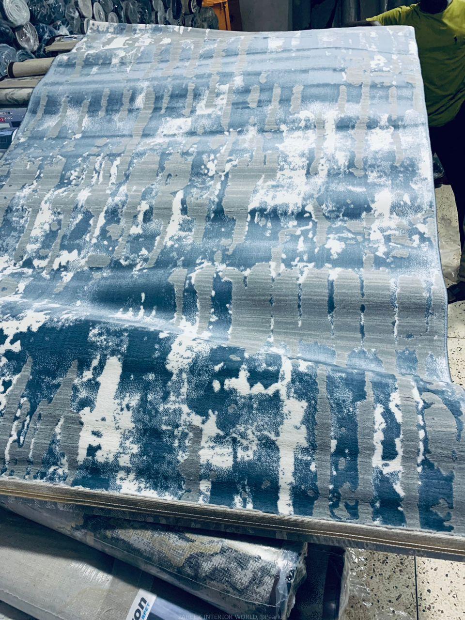 CENTRE CARPET AVAILABLE