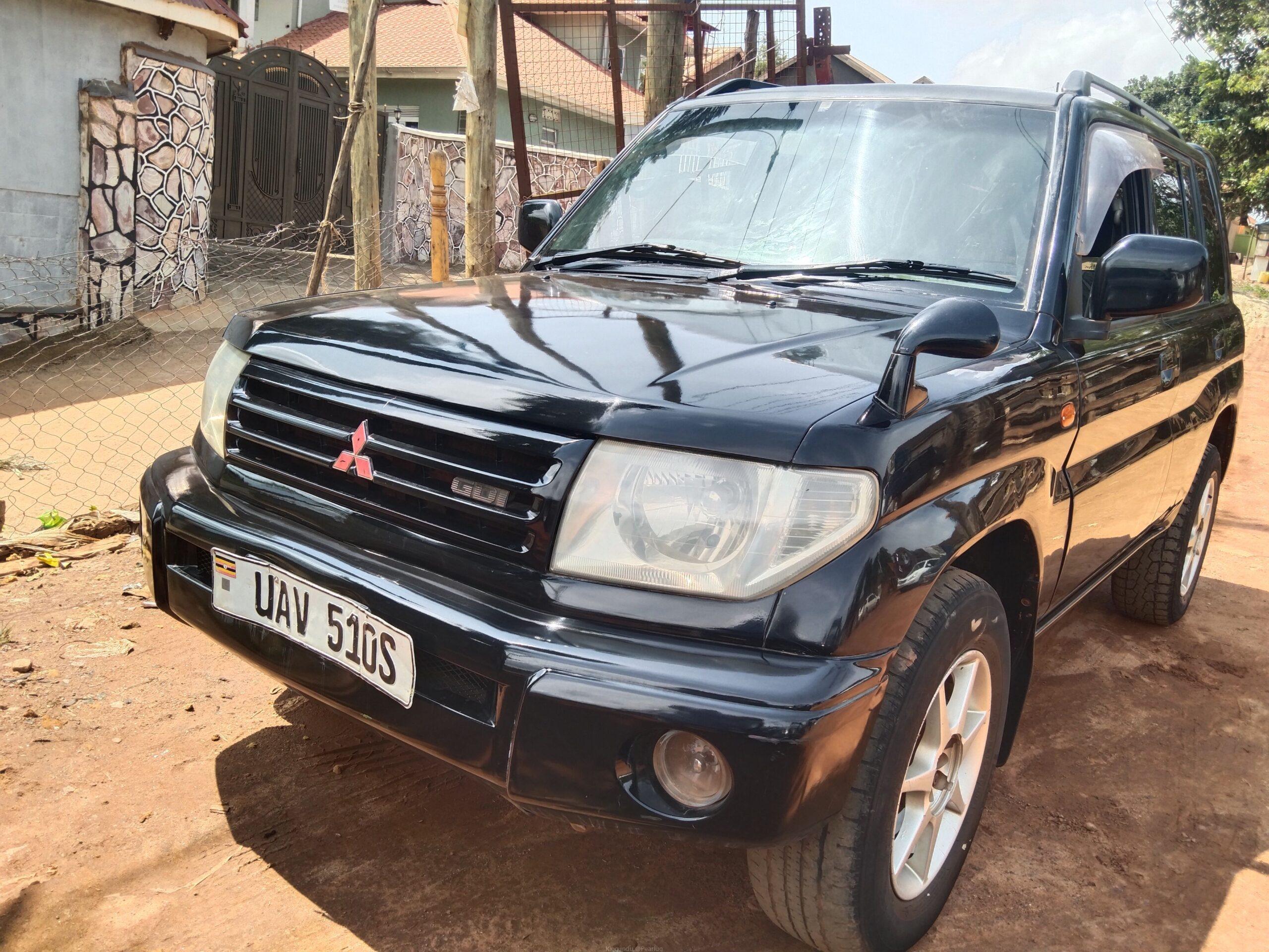 Mitsubishi Pajero io