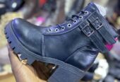 Ladies boots
