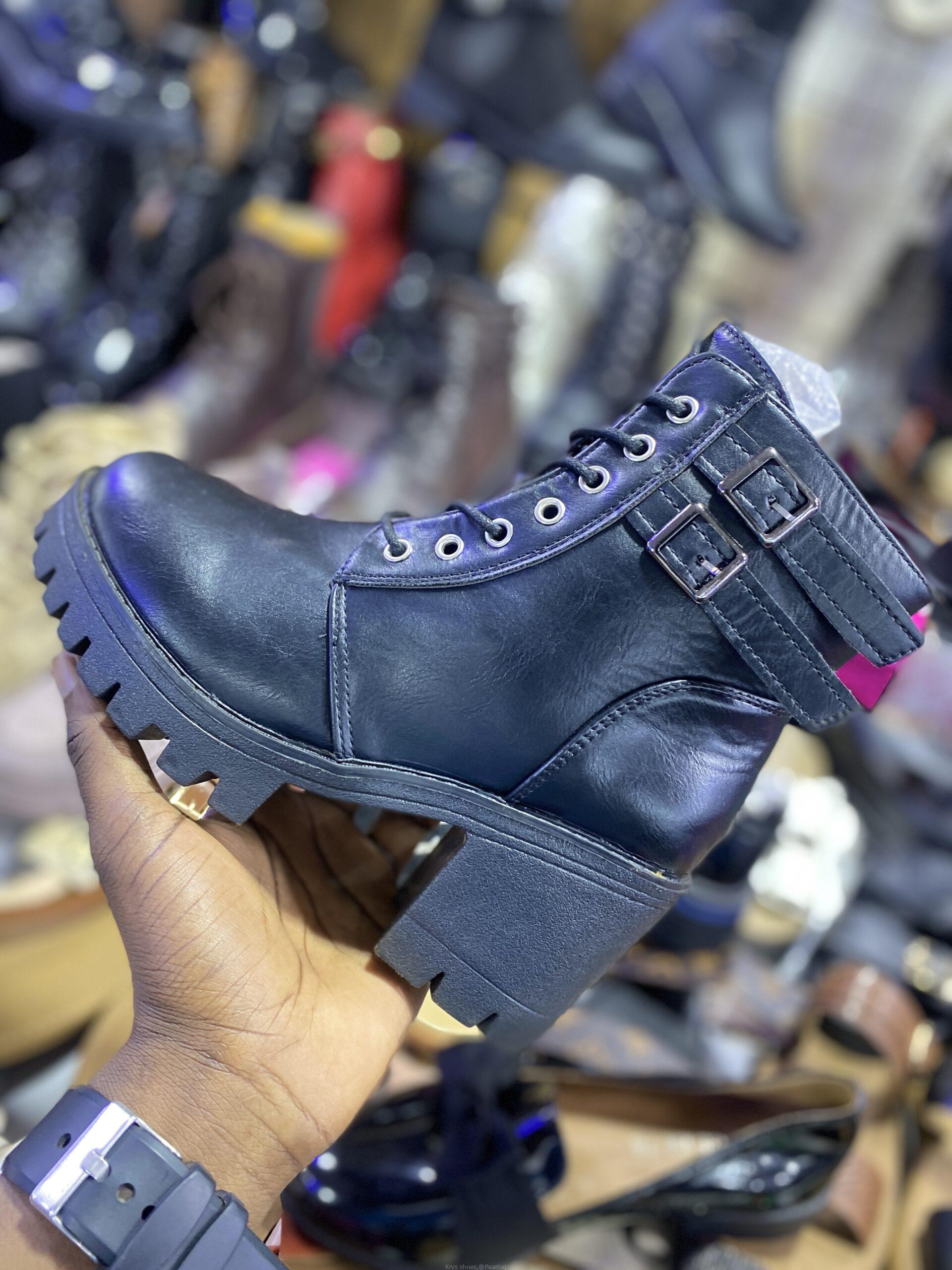 Ladies boots