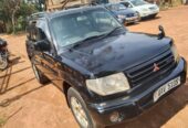 Mitsubishi Pajero io