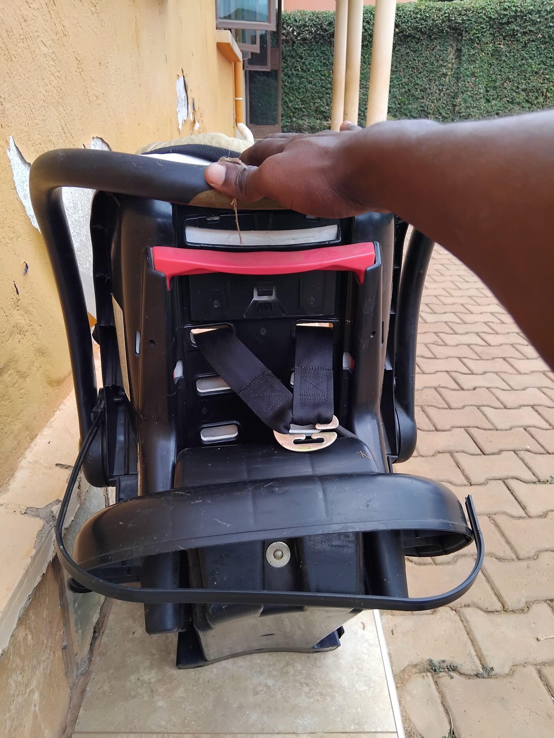Baby car carrier
