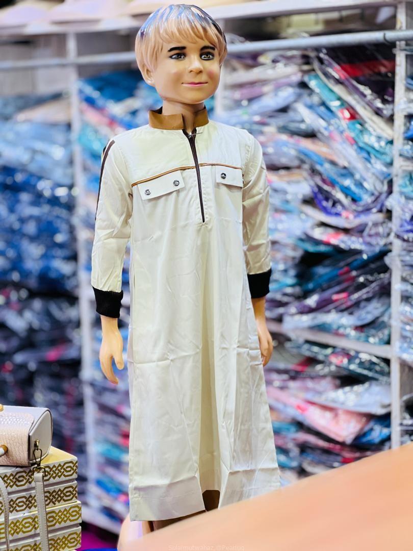 Kids kkanzus kasweater Indian best quality kanzu at only 80k