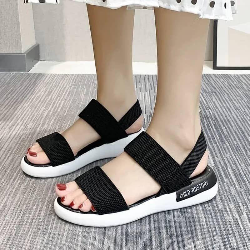 Flat shoes
