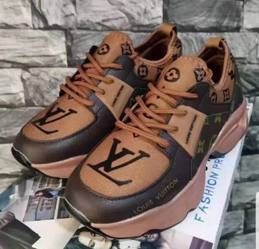 Boot laces