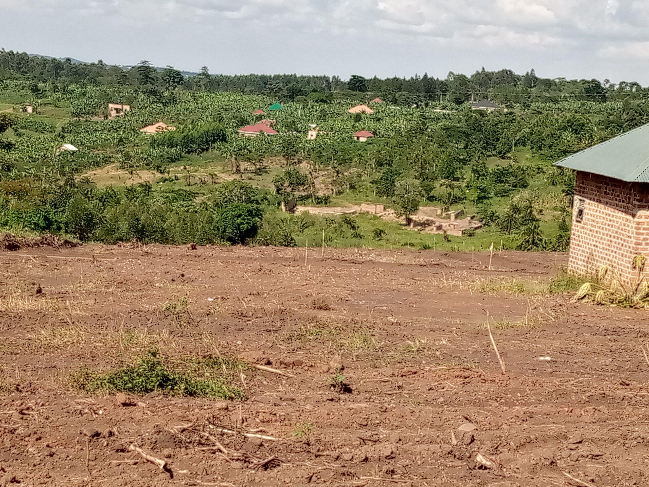 Commercial and Residential plots for sale located in Wakiso Namayumba town