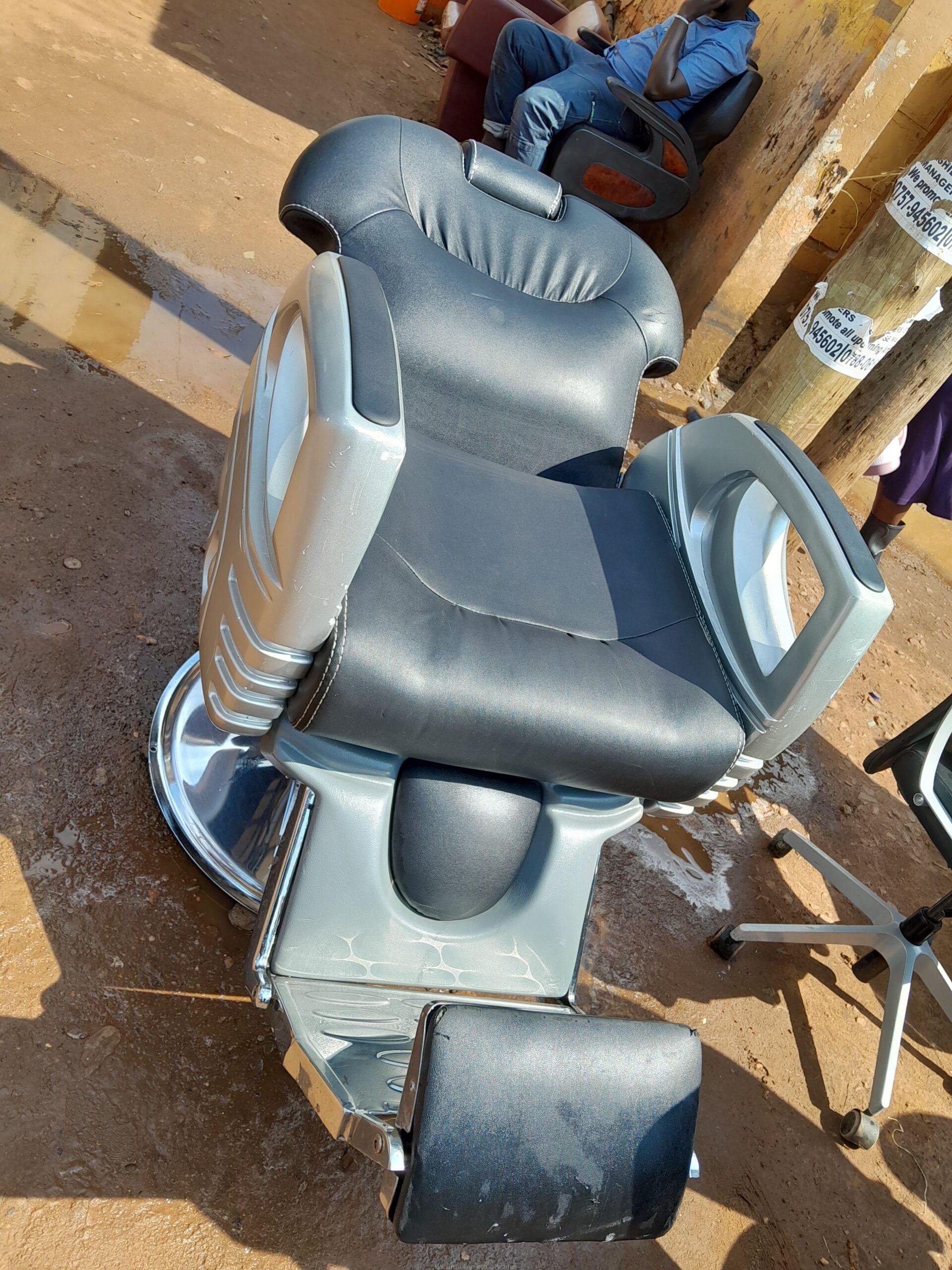 Barber chair