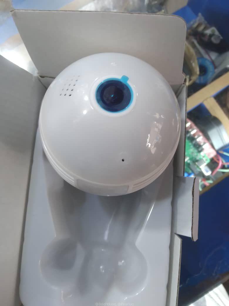 Bulb spy camera