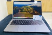 MacBook Air 2020