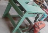 Engine table timber saw