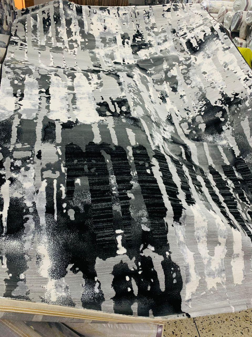 Center rug