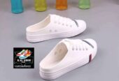 Ladies kicks