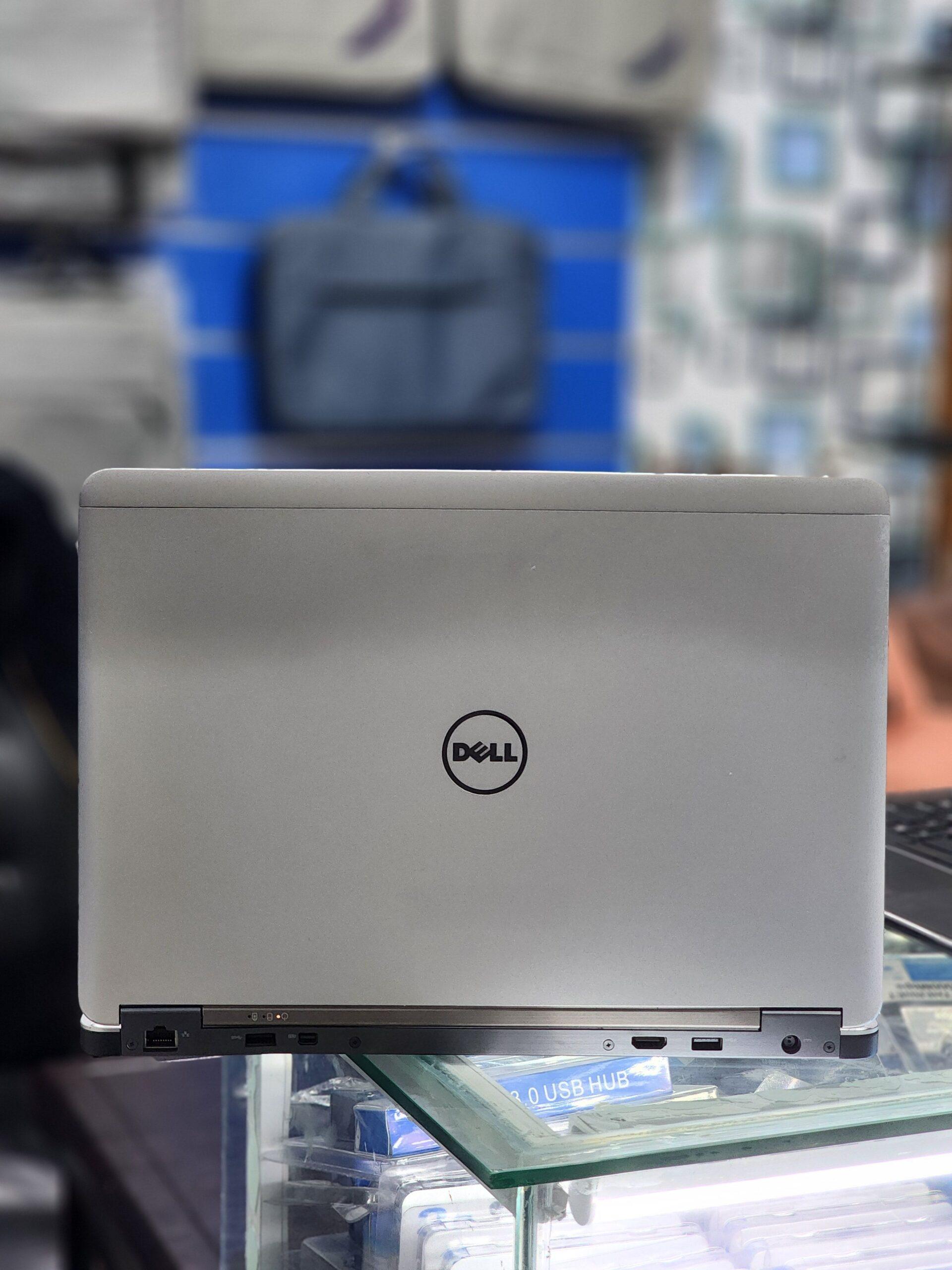 Dell lattitude 7440