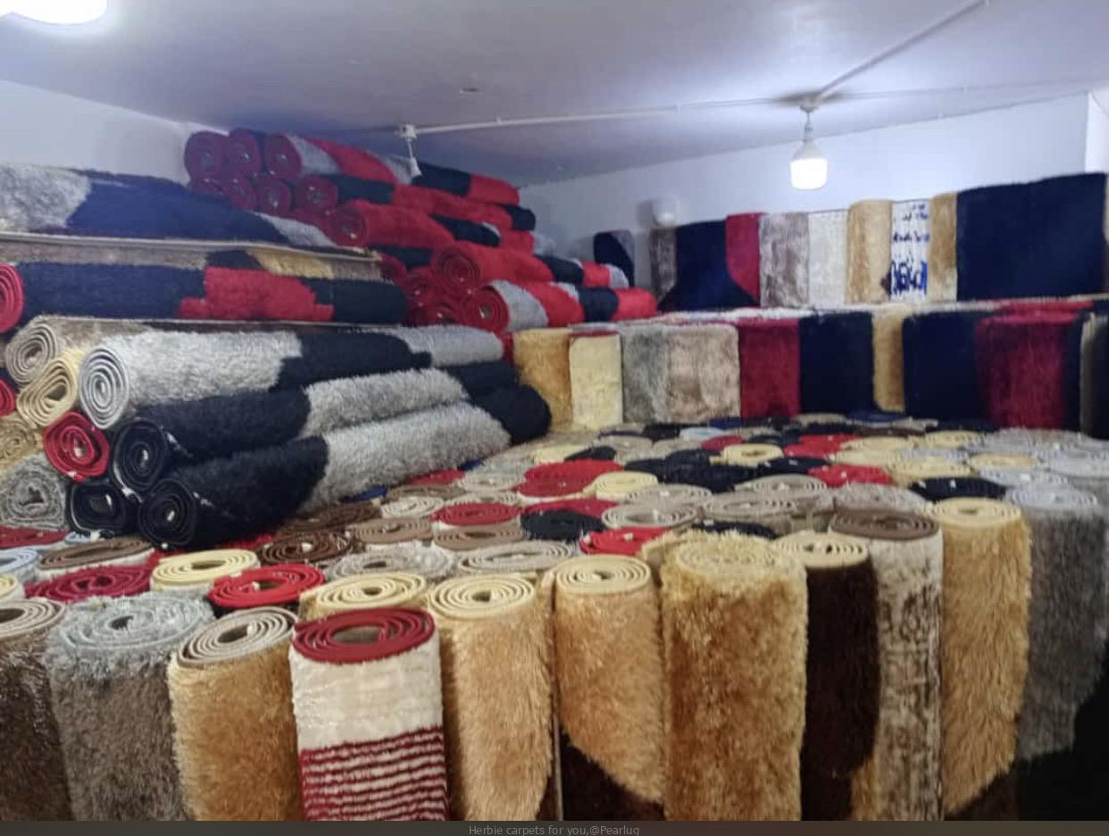 Center carpets