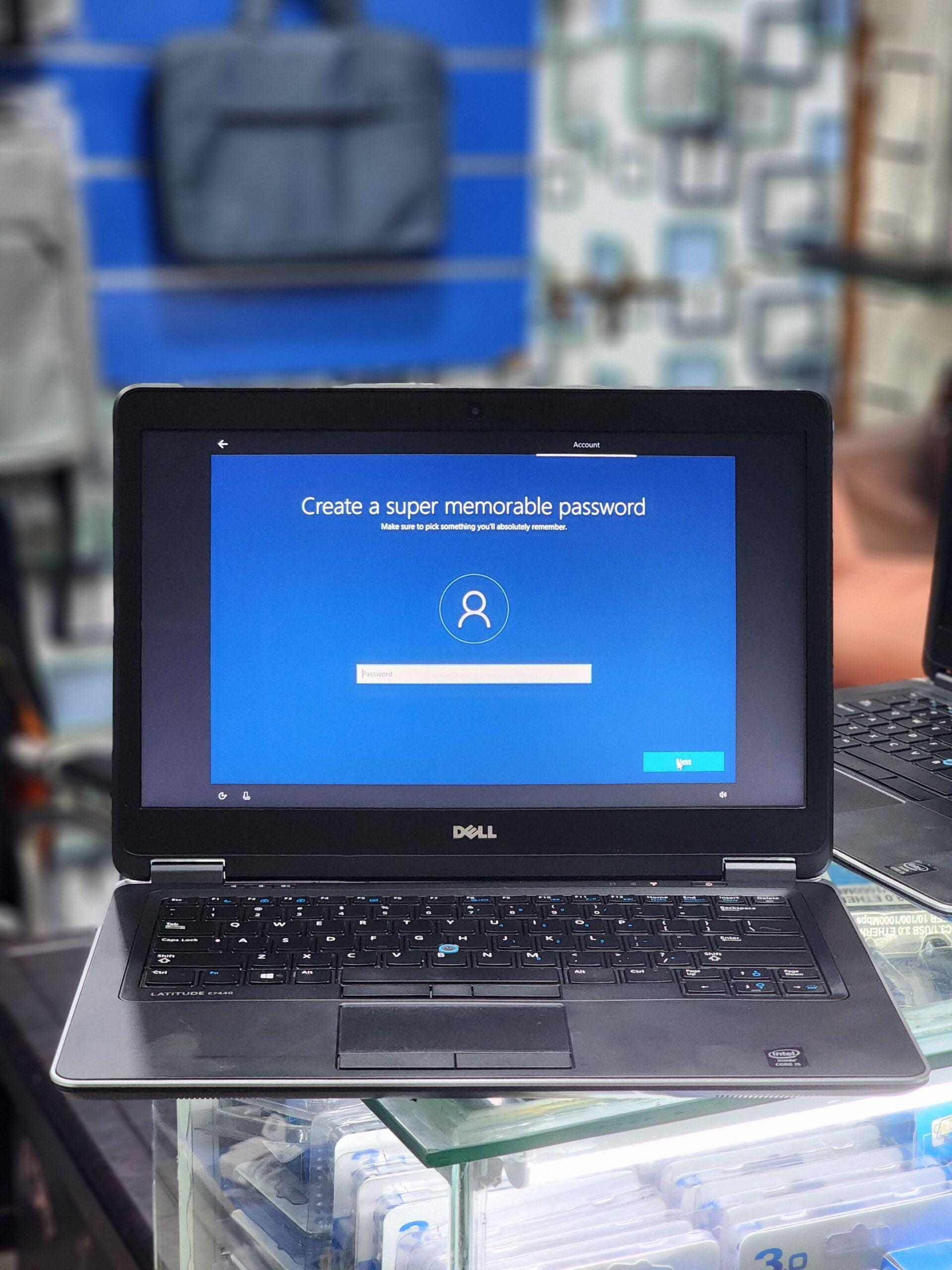 Dell lattitude 7440