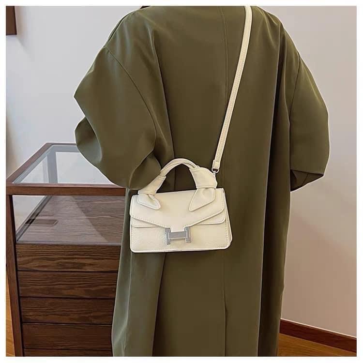 Ladies hand bags