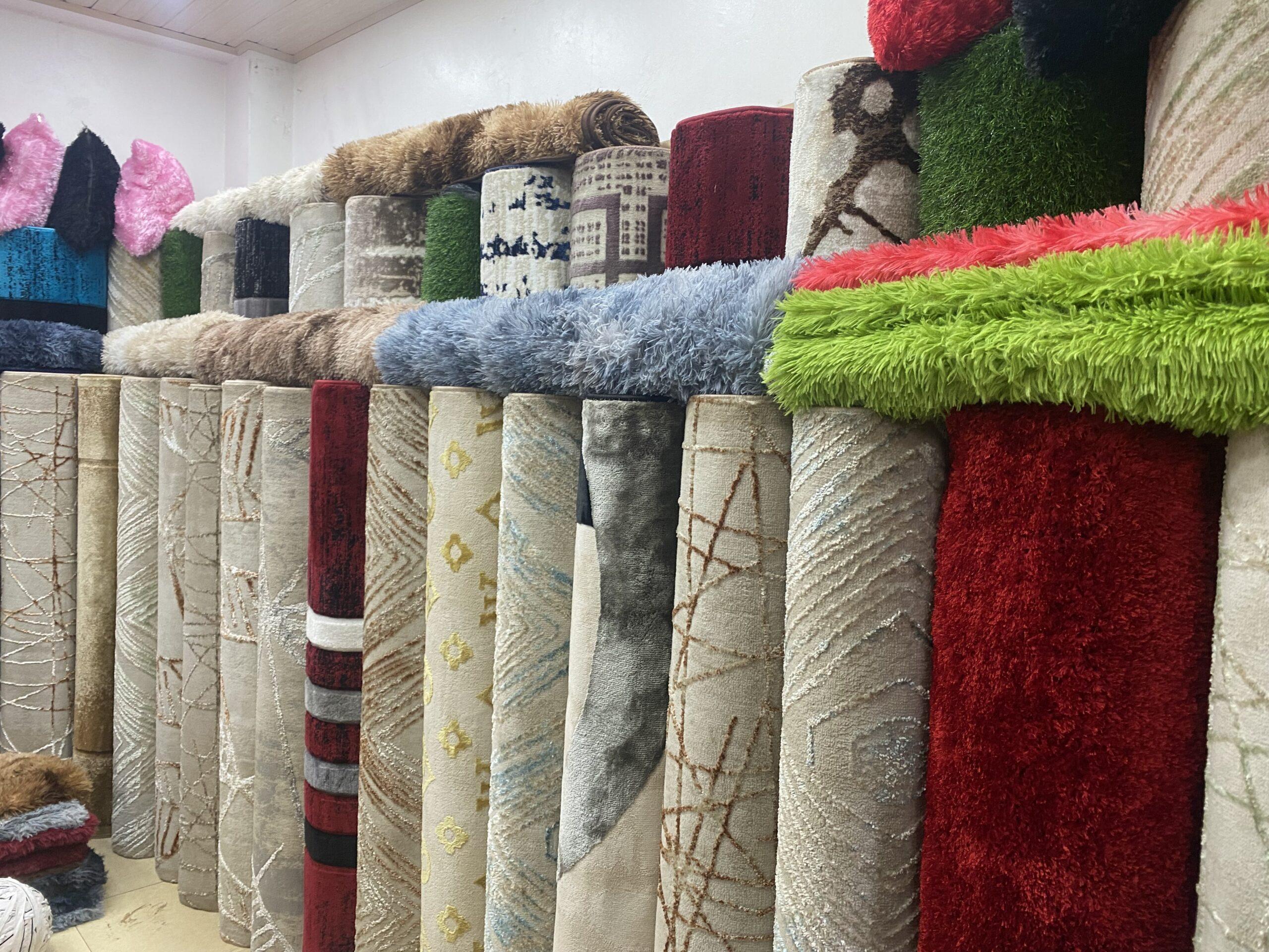Center carpets
