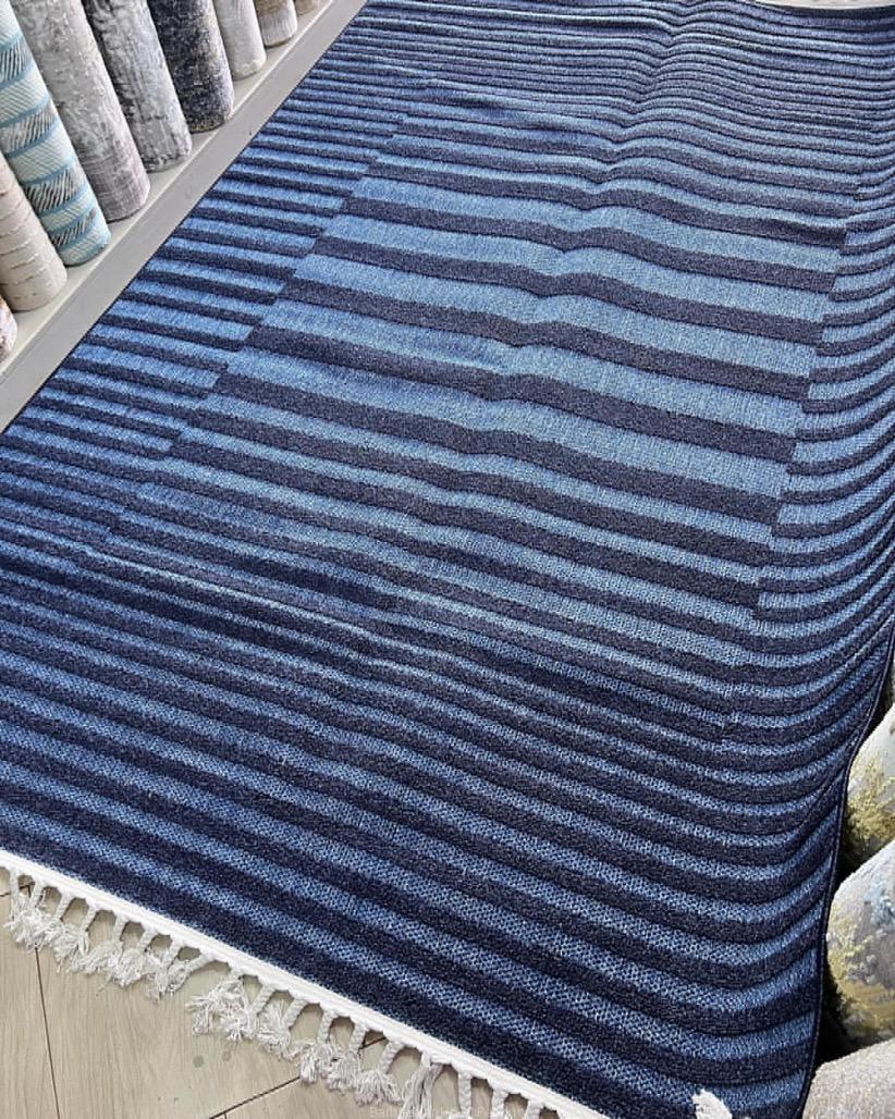 Center rugs