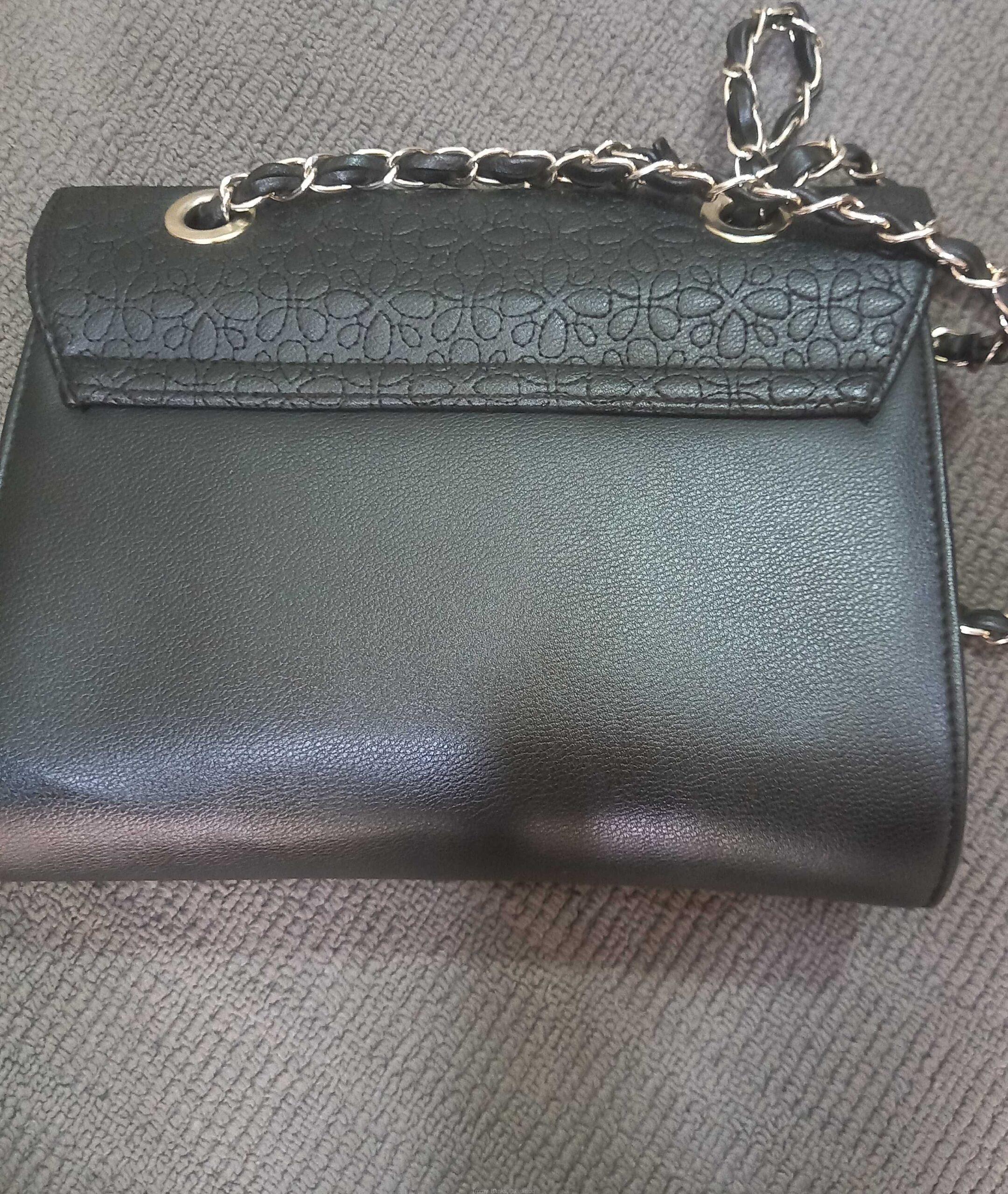 Ladies hand bag
