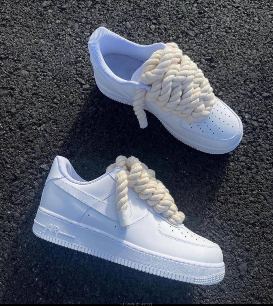 Kicks