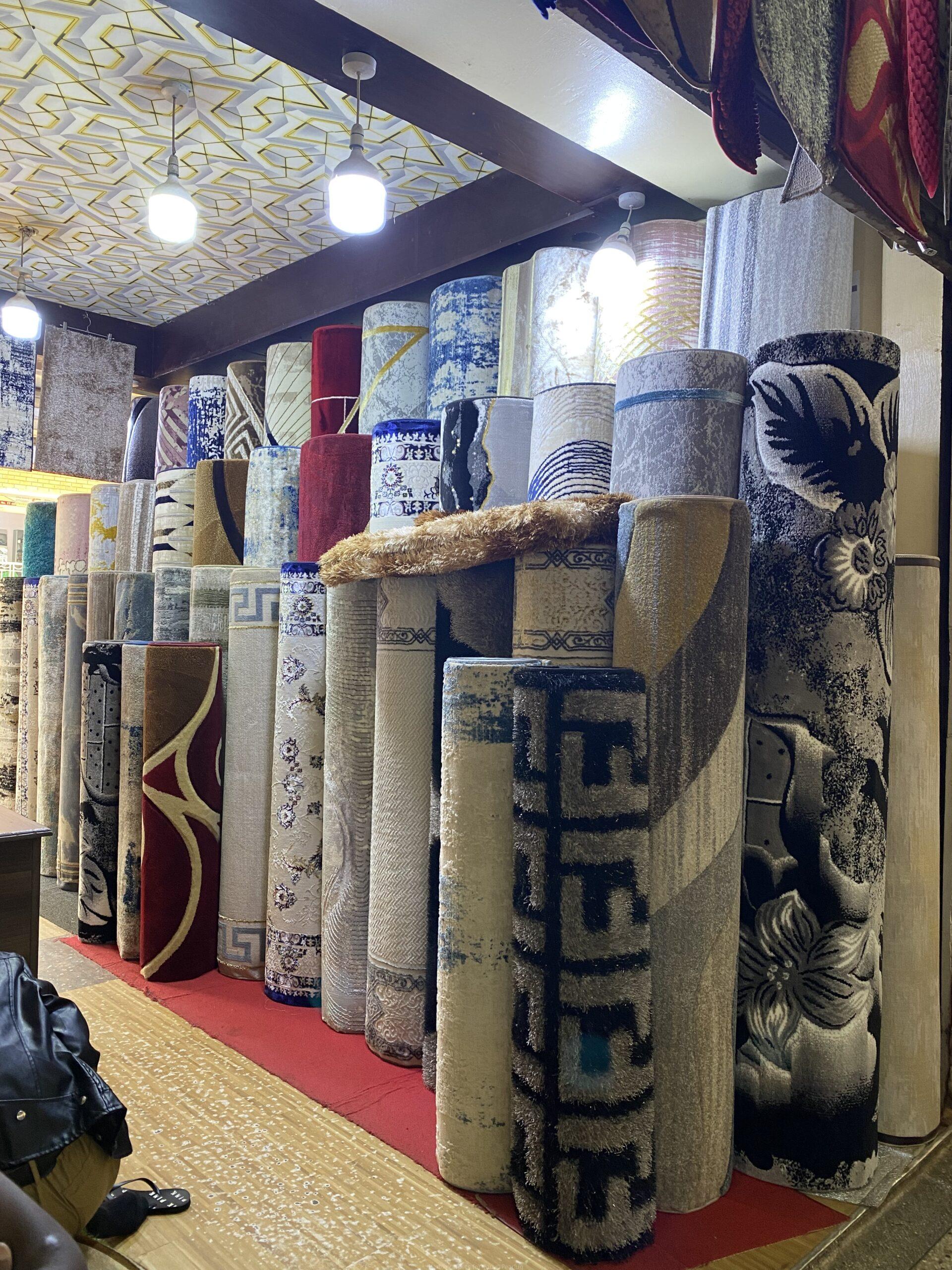 Center carpets