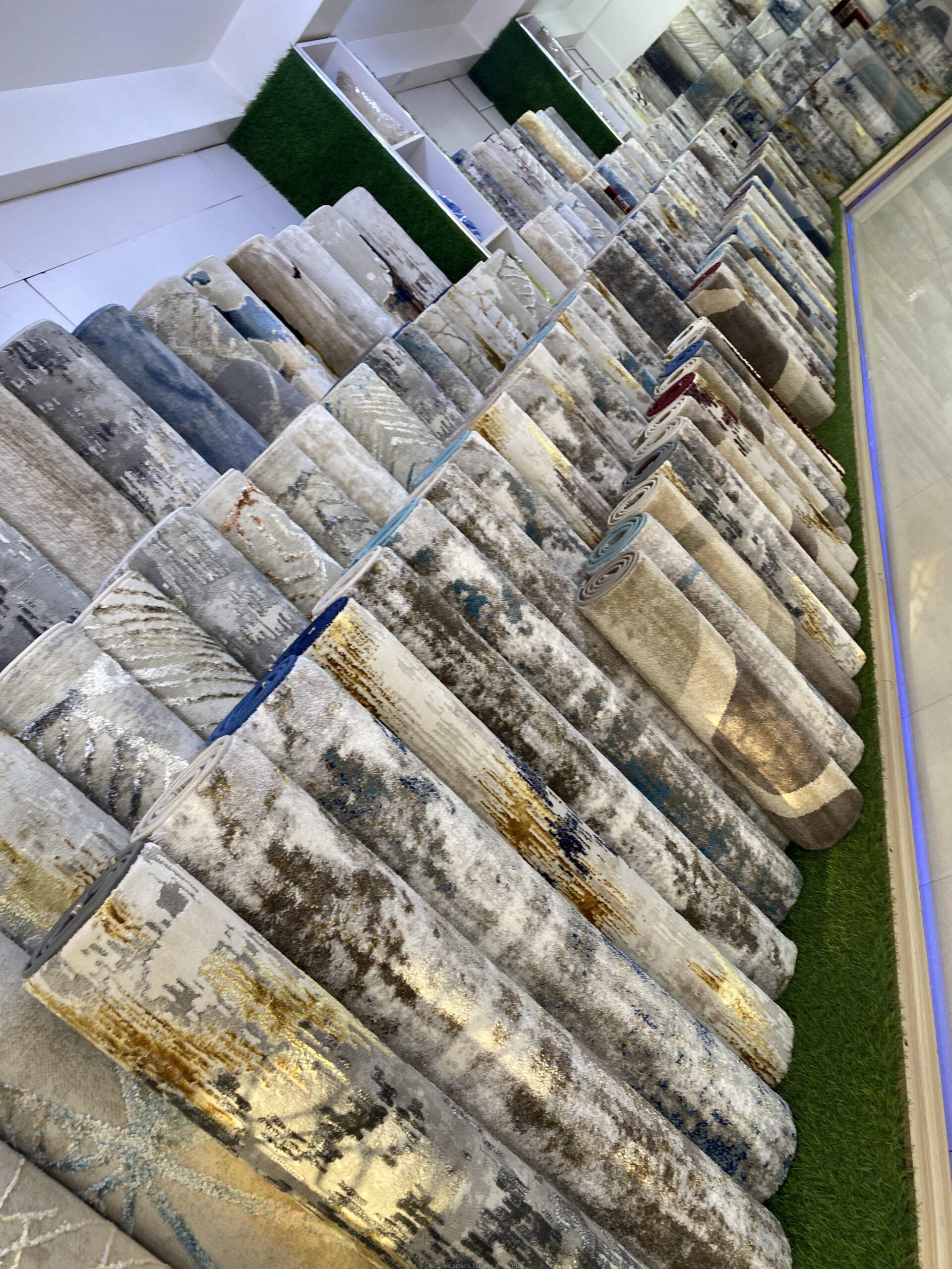 Center carpets