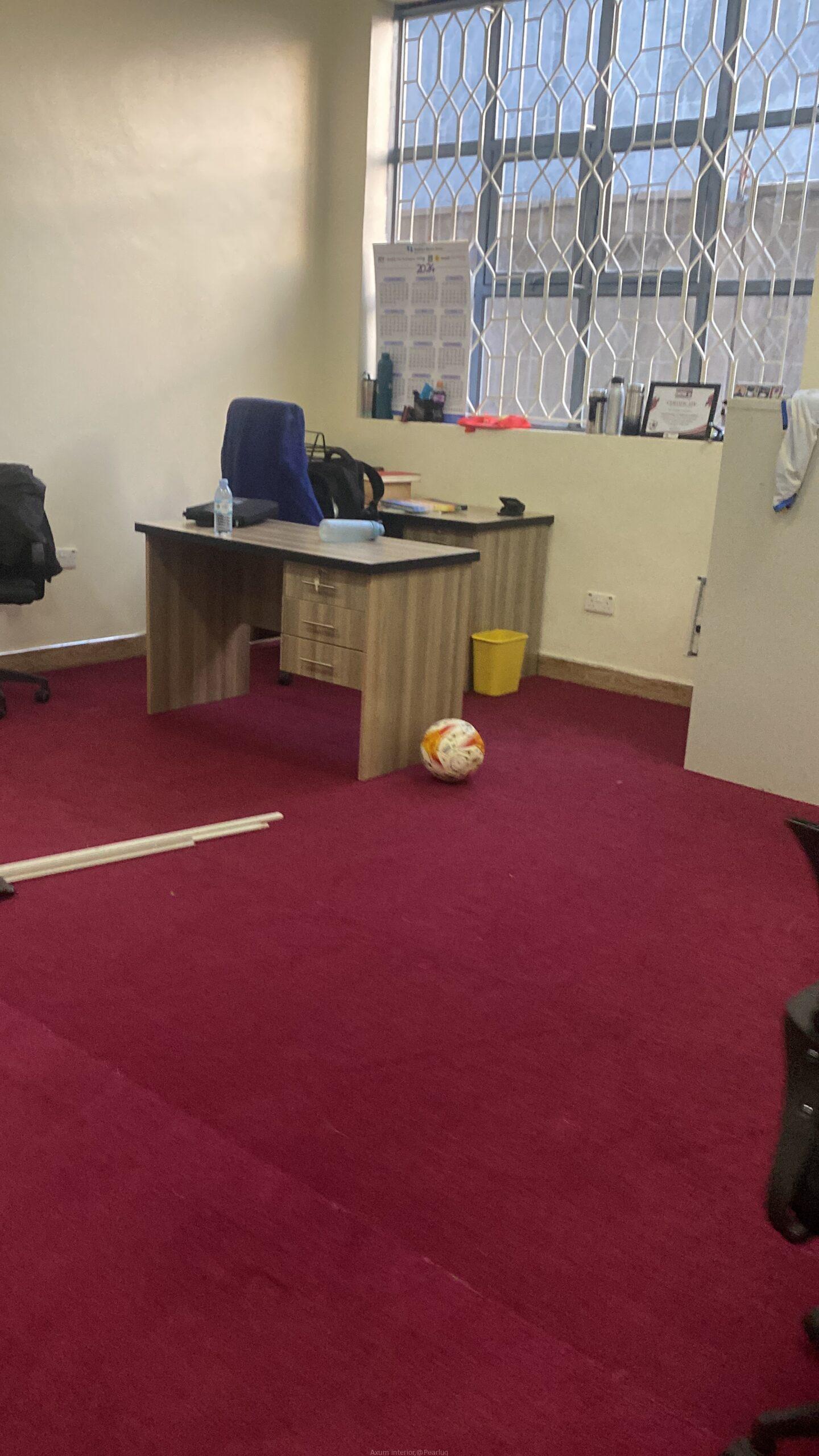 Wall to wall carpet