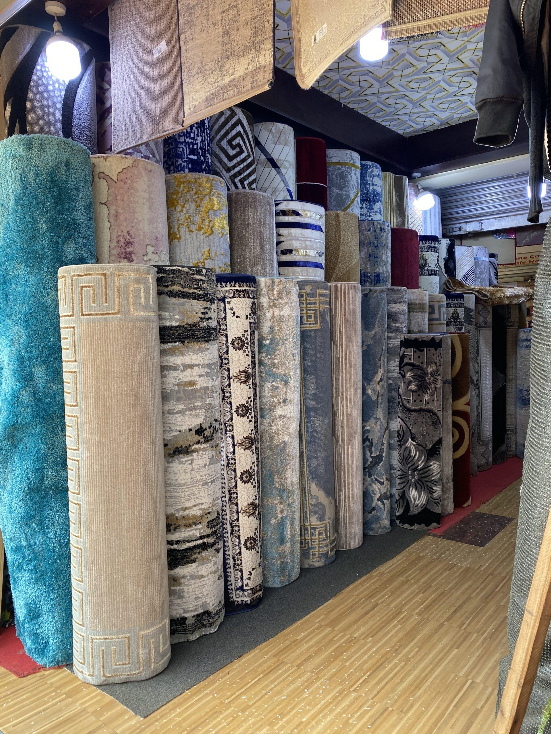 Center carpets