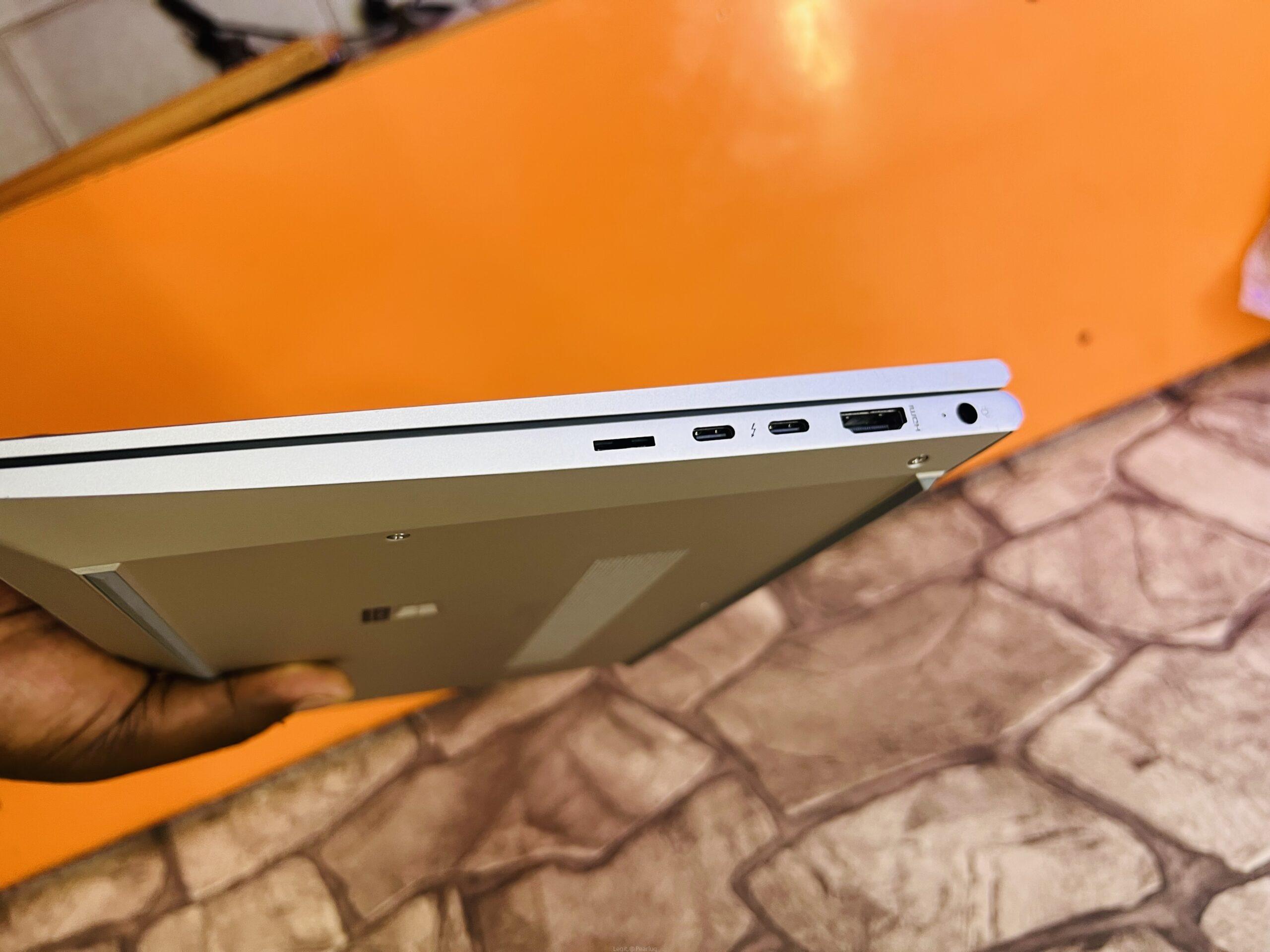Laptop