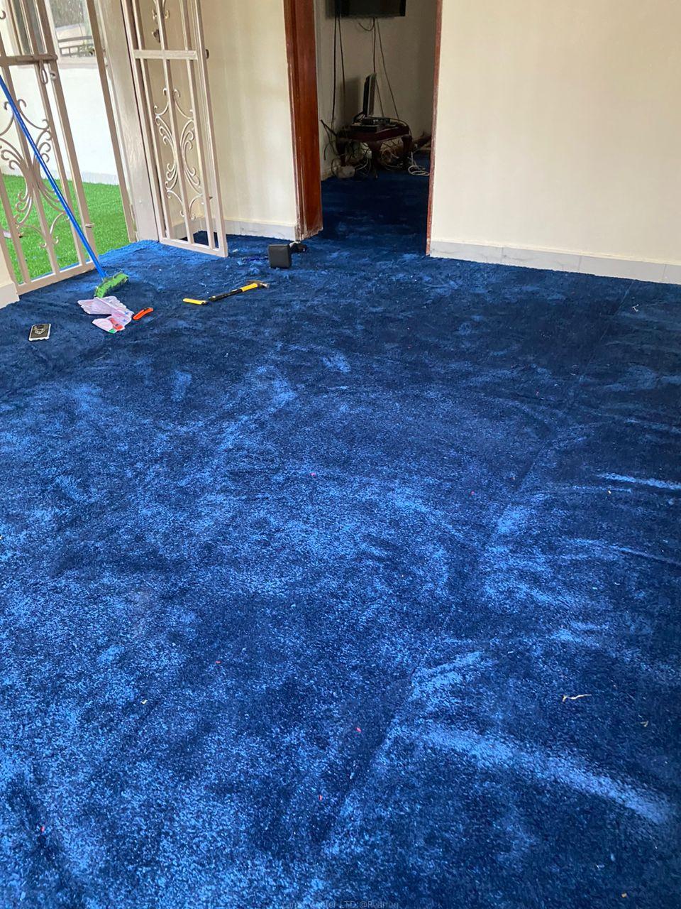 Center Carpets