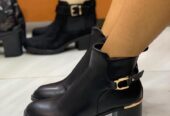Boot shoes