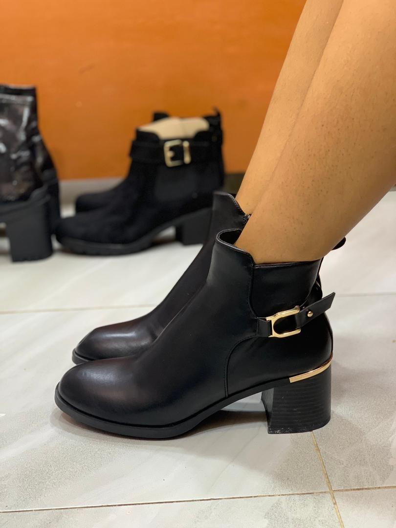 Boot shoes
